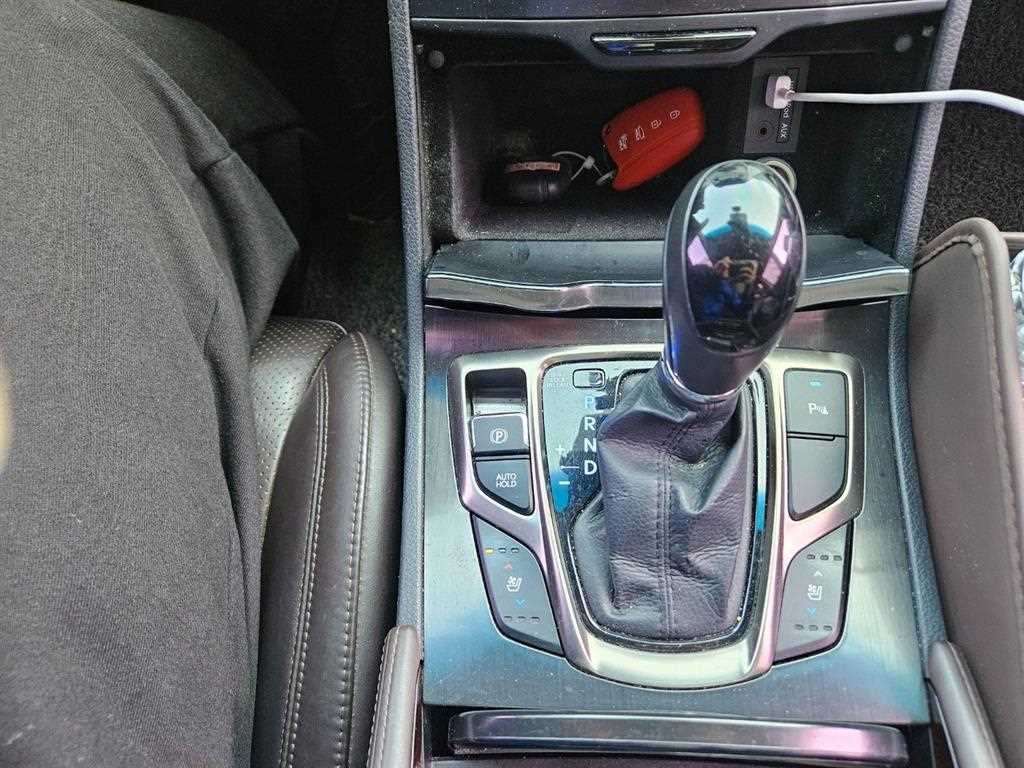 HYUNDAI Grandeur - Vista 8