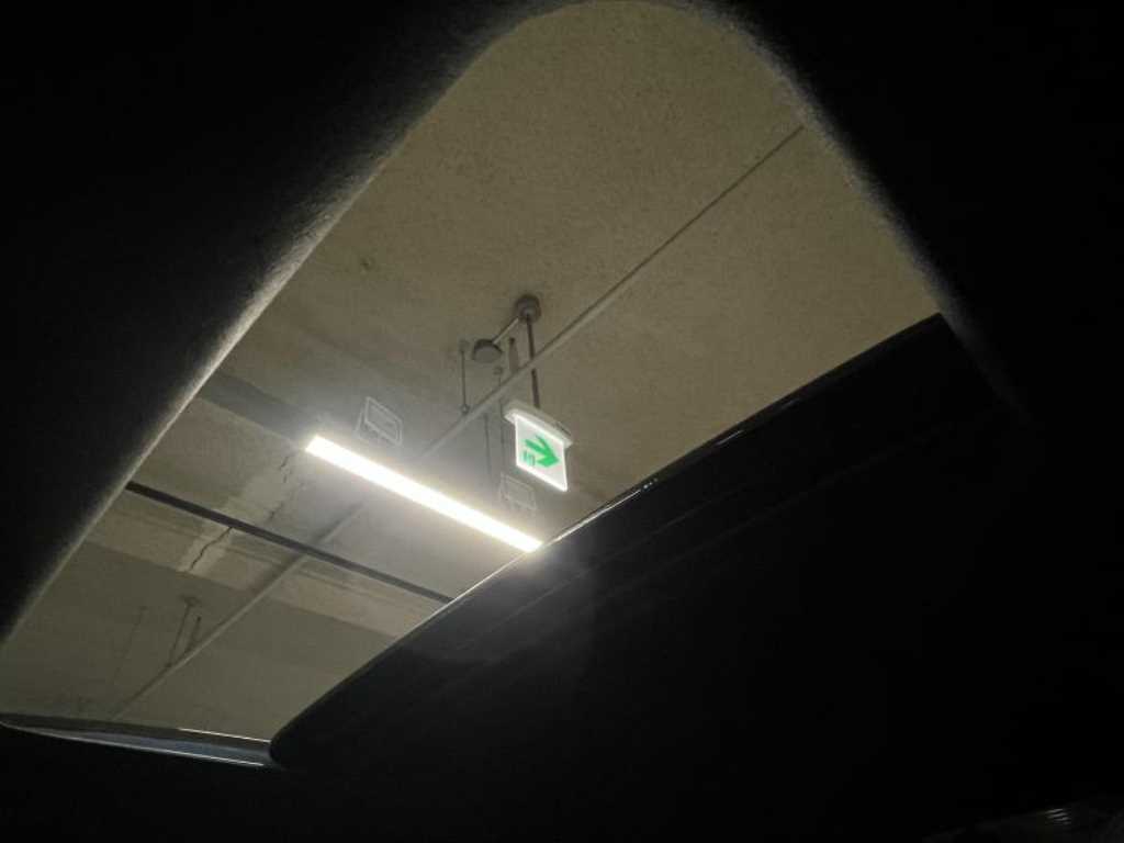 HYUNDAI Avante - Vista 12