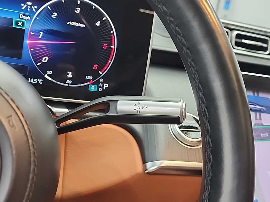 Mercedes Benz S Class - Vista 8