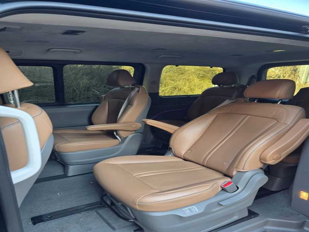 HYUNDAI Staria 2024 Negro - Importación desde Corea - HF Imports Iquique - Foto 15