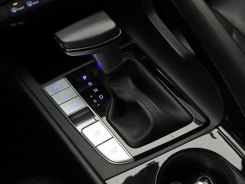 HYUNDAI Avante - Vista 11