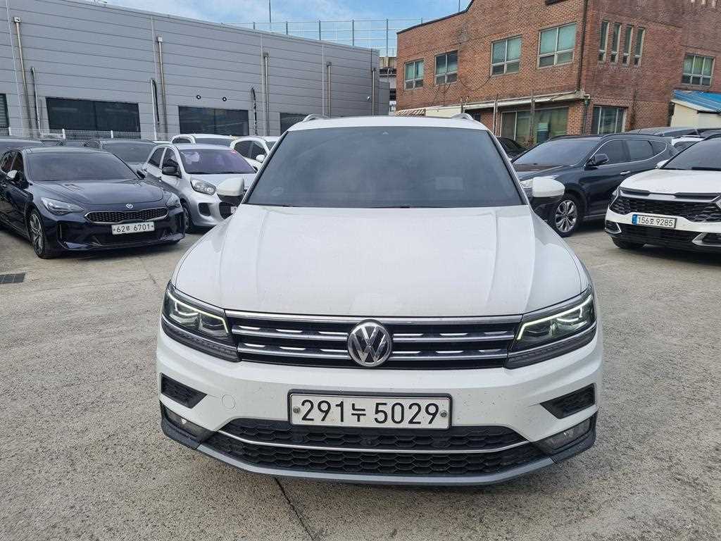 Volkswagen Tiguan - Vista 3