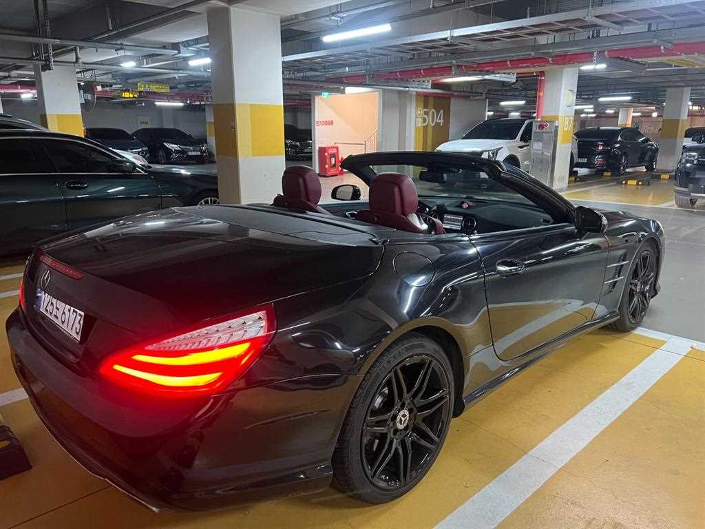 Mercedes Benz SL Class - Vista 4