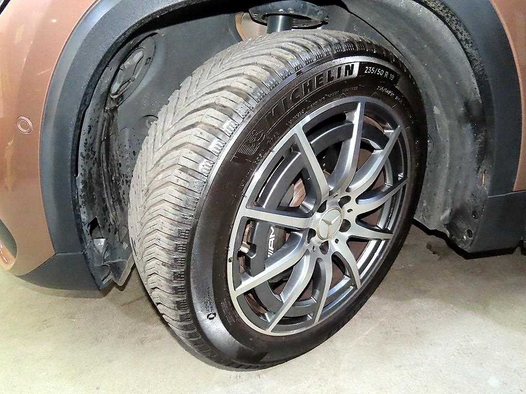 Mercedes Benz GLA Class 2022 Café - Importación desde Corea - HF Imports Iquique - Foto 20