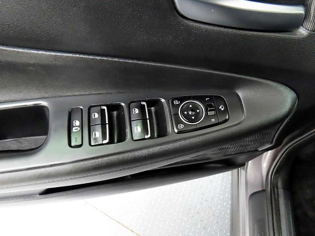 HYUNDAI Santa Fe - Vista 11