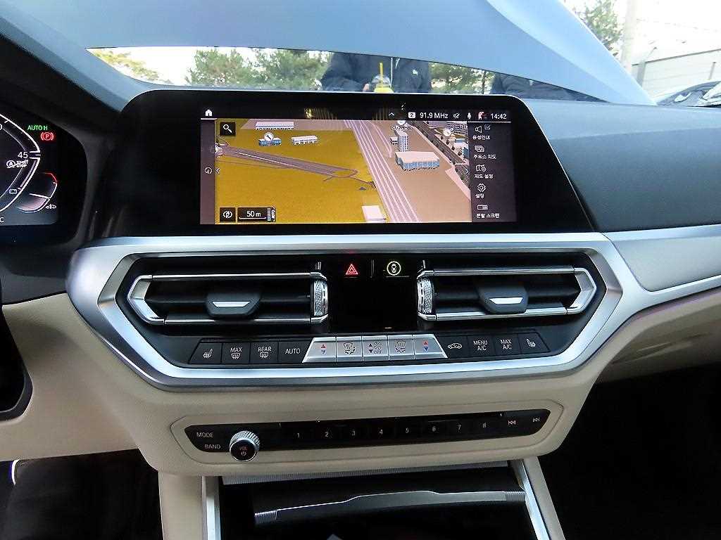 BMW 3 series 2022 Negro - Importación desde Corea - HF Imports Iquique - Foto 13