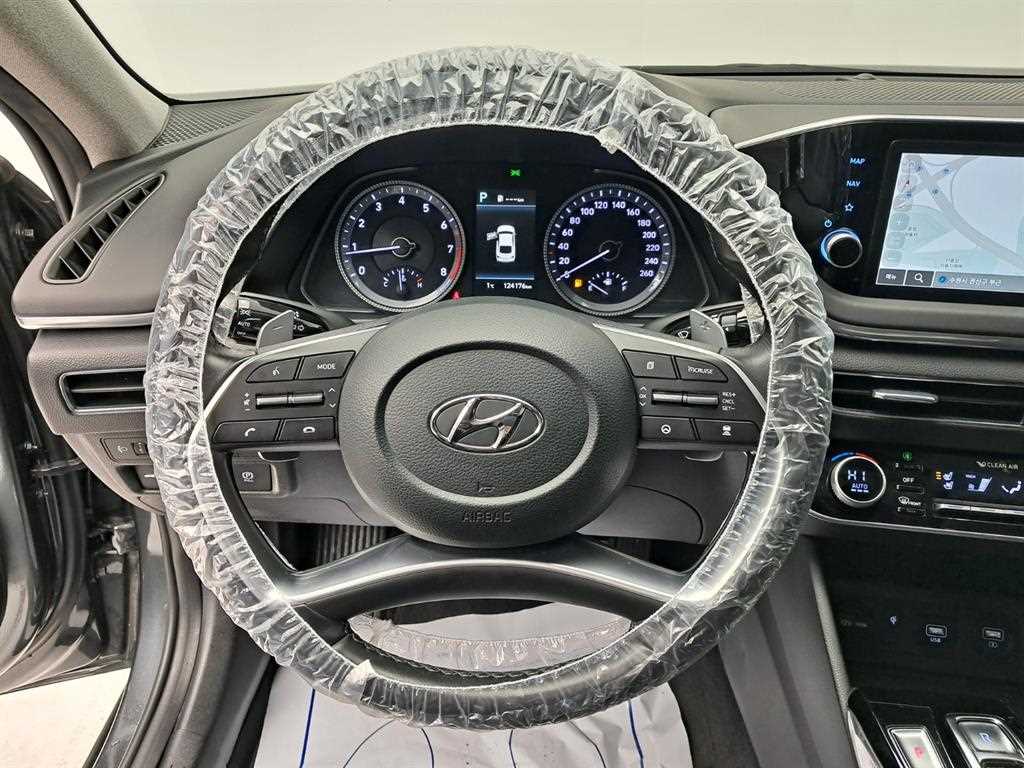 HYUNDAI Sonata - Vista 7