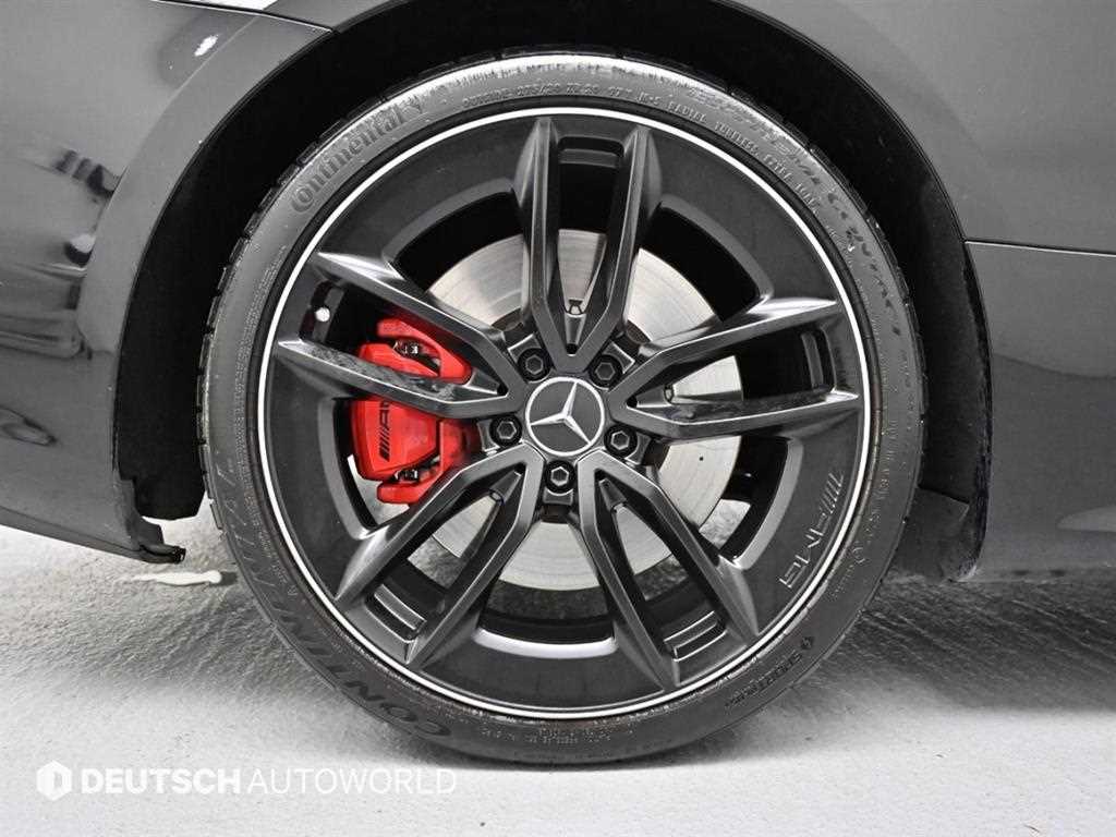 Mercedes Benz E class - Vista 5