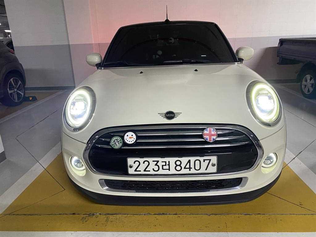 Mini Cooper Convertible 2021 Blanco - Importación desde Corea - HF Imports Iquique - Foto 1