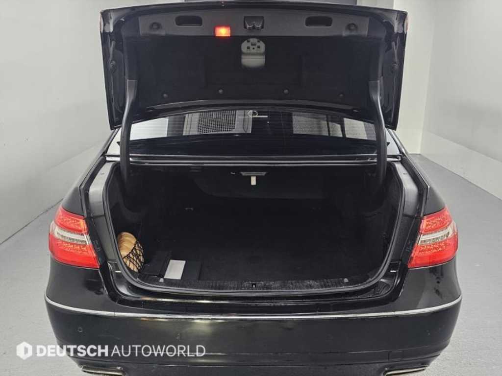 Mercedes Benz E class 2013 Negro - Importación desde Corea - HF Imports Iquique - Foto 20