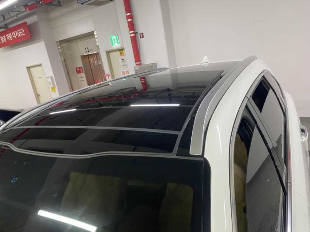 KIA Sorento - Vista 11