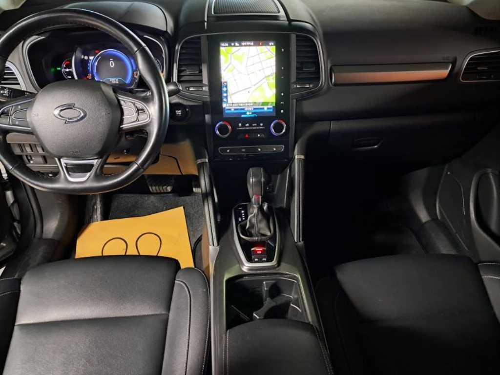 SAMSUNG QM6 - Vista 8