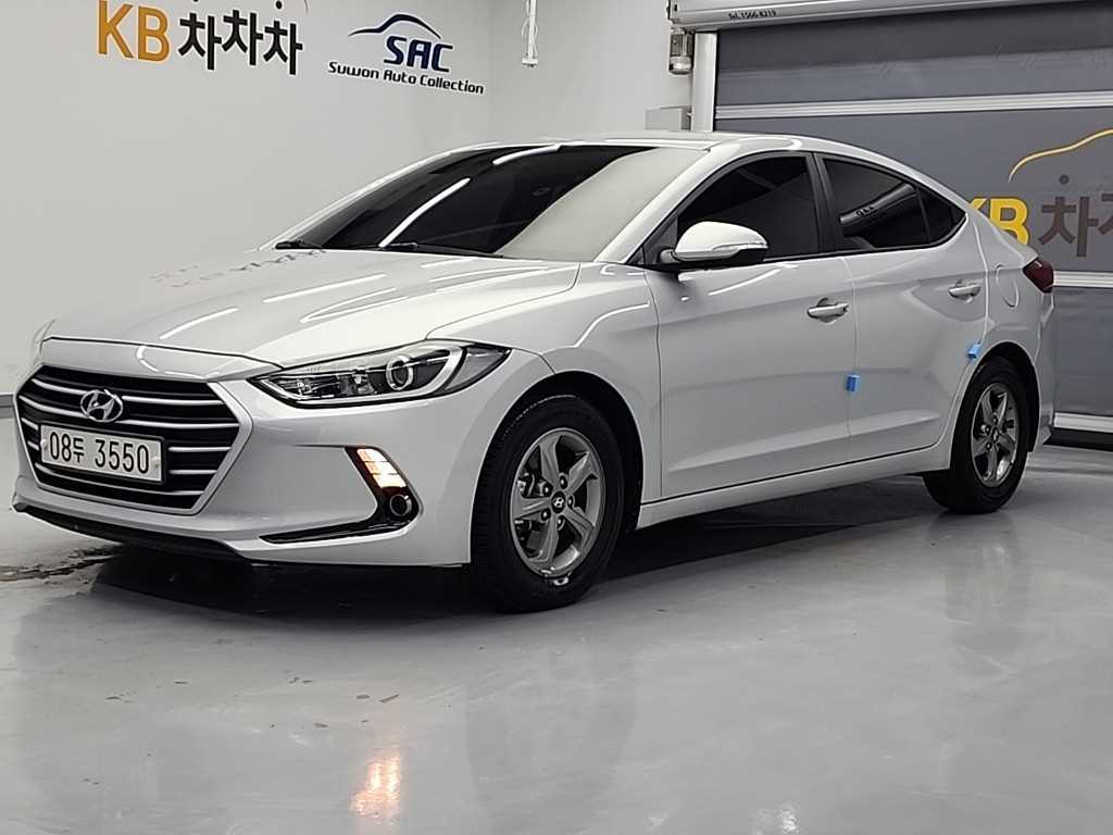 HYUNDAI Avante 2018 Gris - Importación desde Corea - HF Imports Iquique - Foto 1