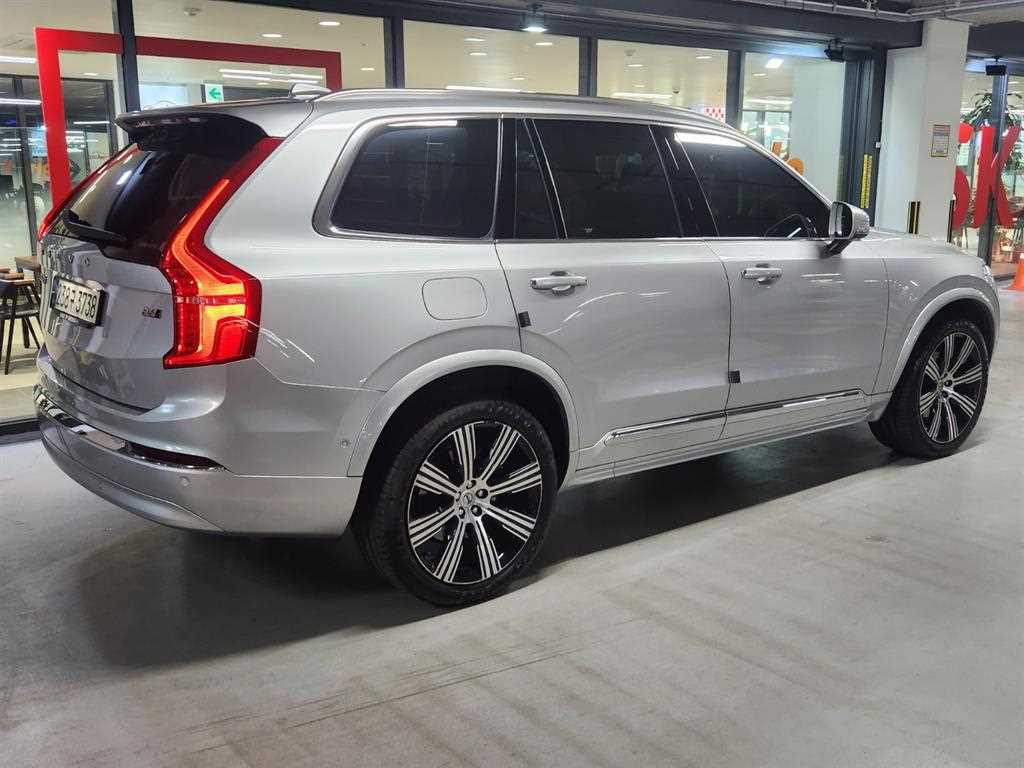 Volvo XC90 - Vista 4