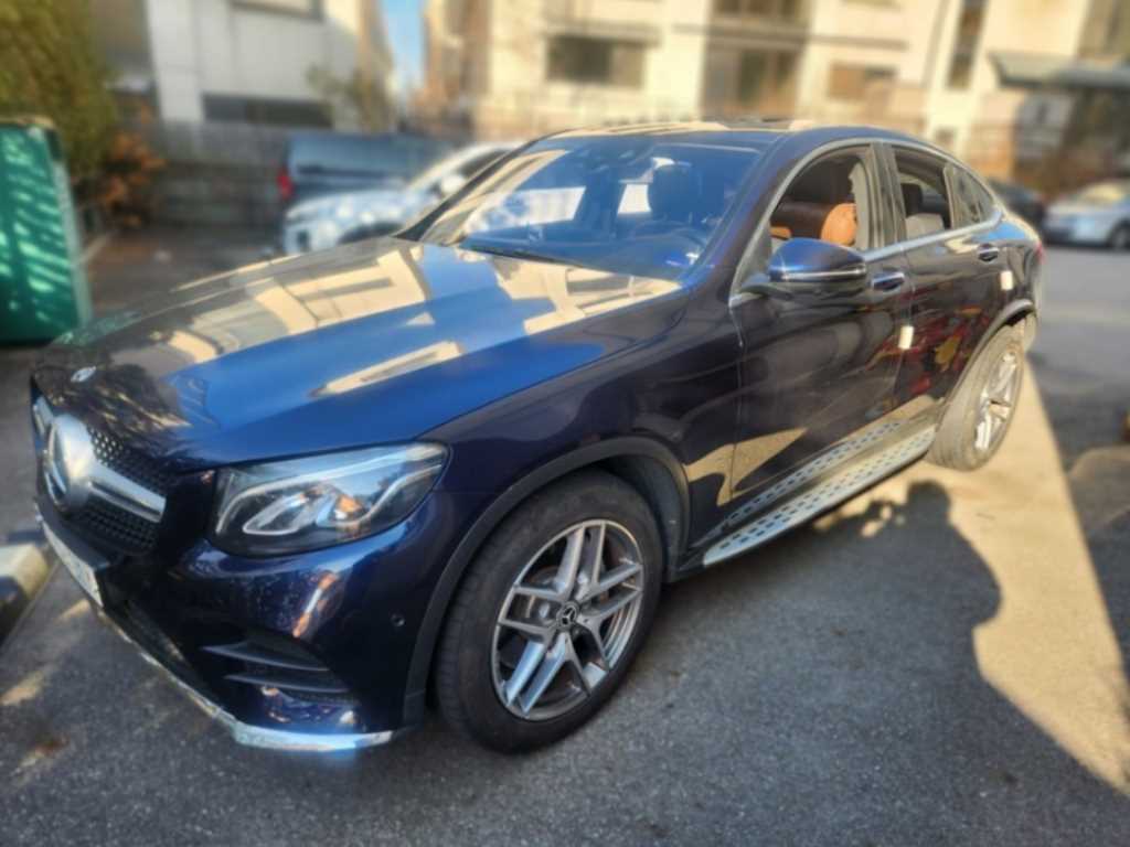 Mercedes Benz GLC Class - Vista 2