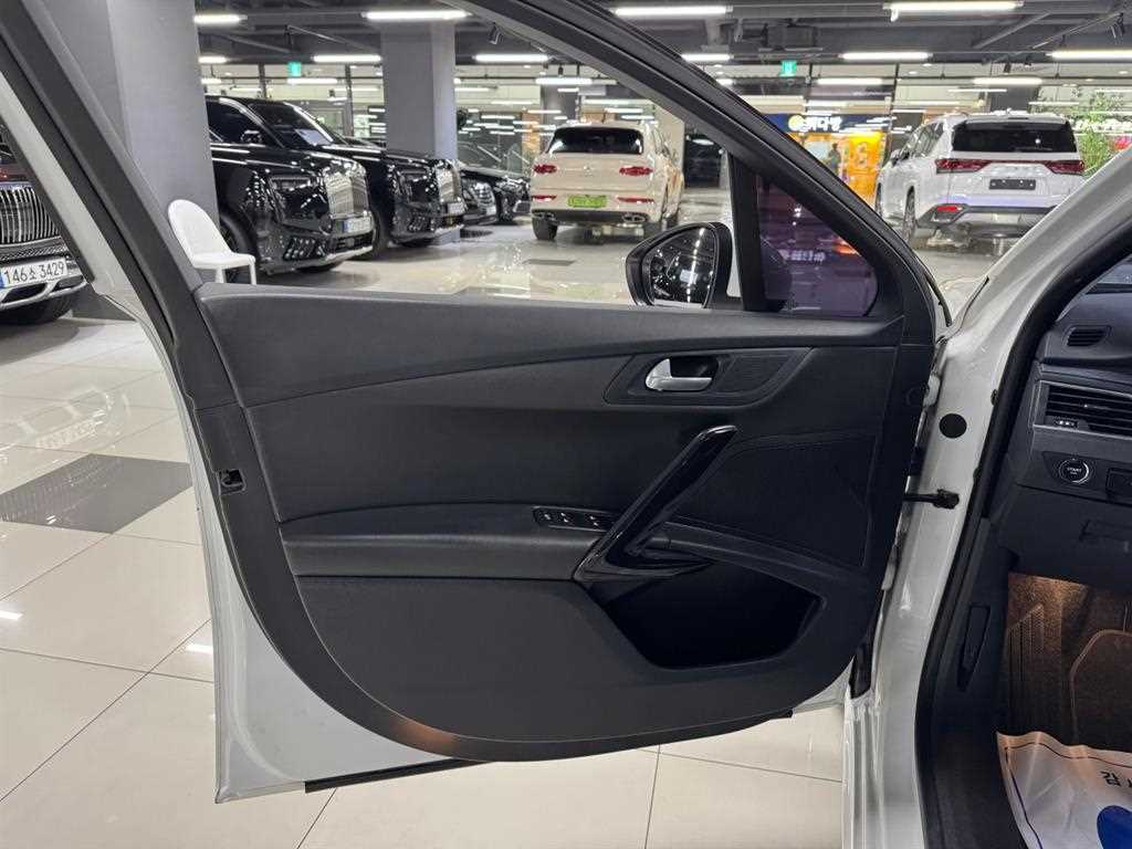 Peugeot 508 - Vista 7