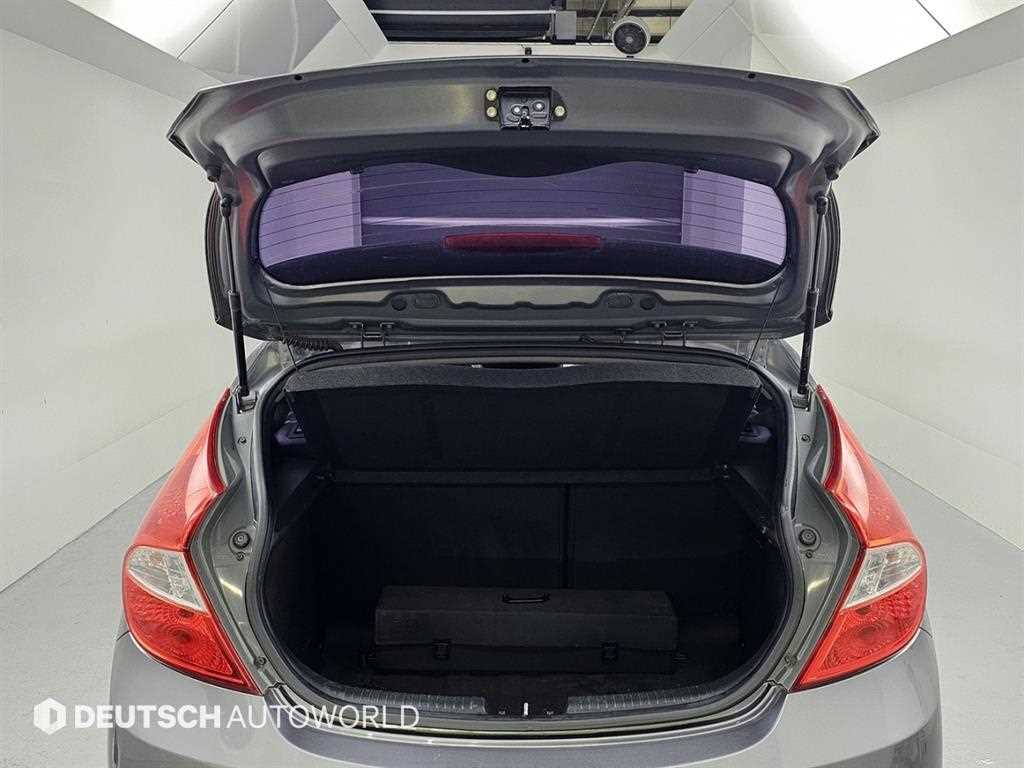 HYUNDAI Accent 2014 Gris - Importación desde Corea - HF Imports Iquique - Foto 20