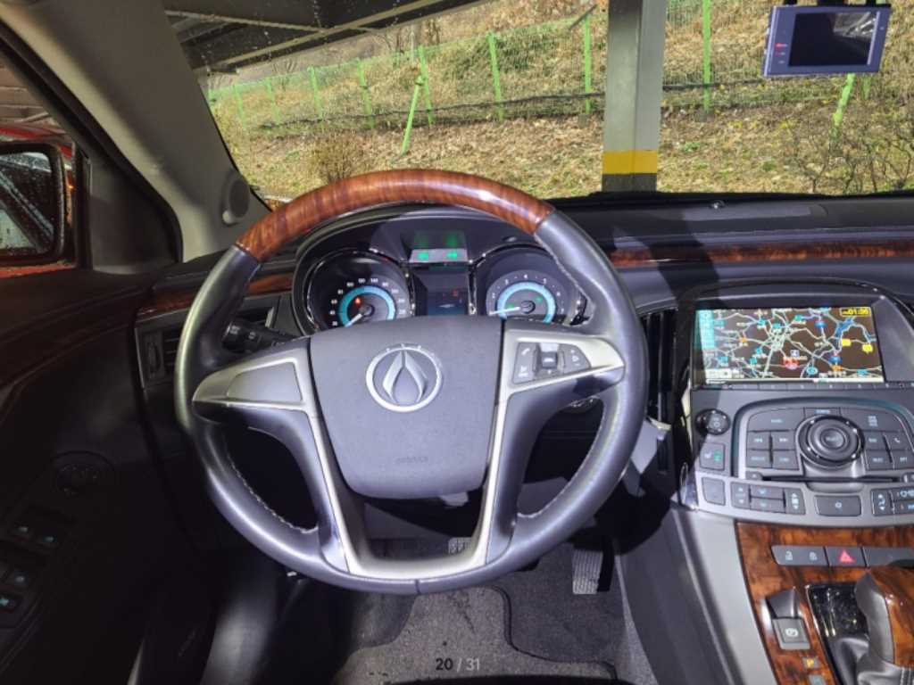 DAEWOO Alpheon - Vista 8