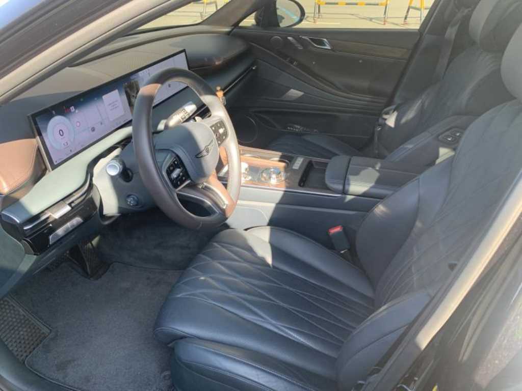 Genesis G80 - Vista 5