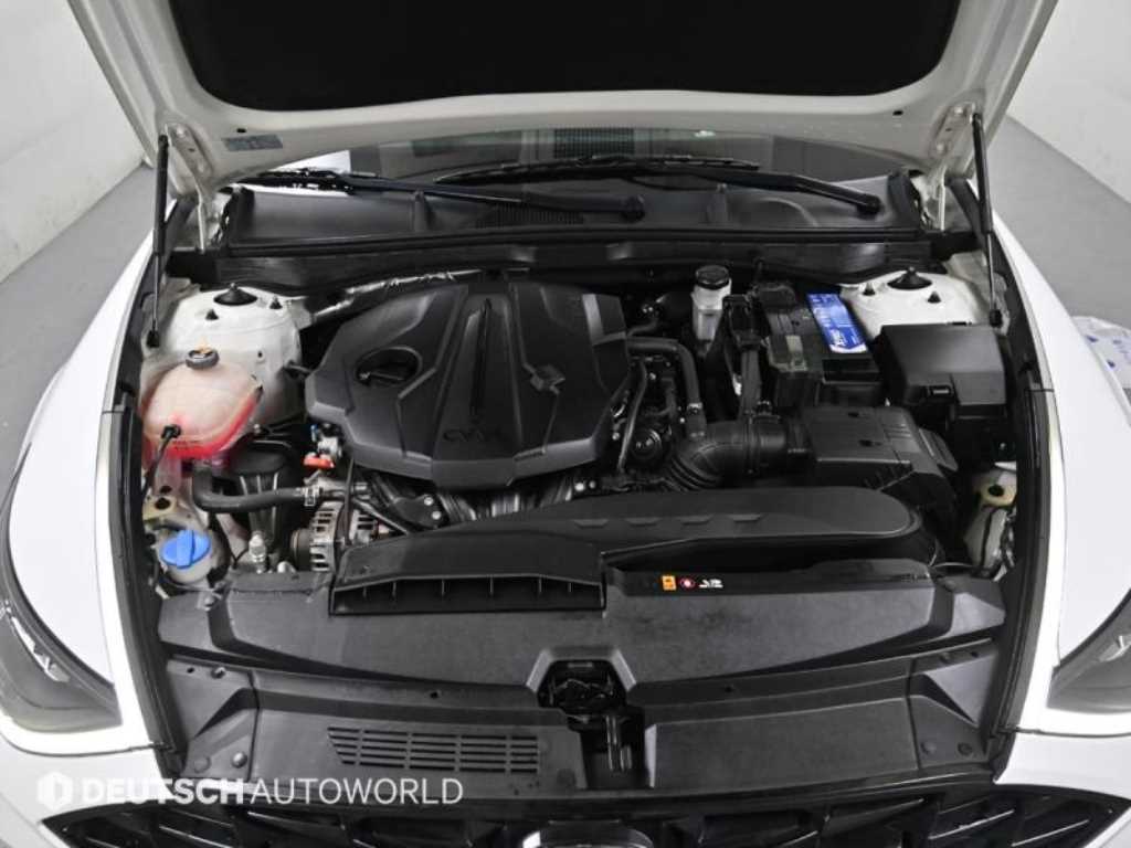 HYUNDAI Sonata - Vista 6