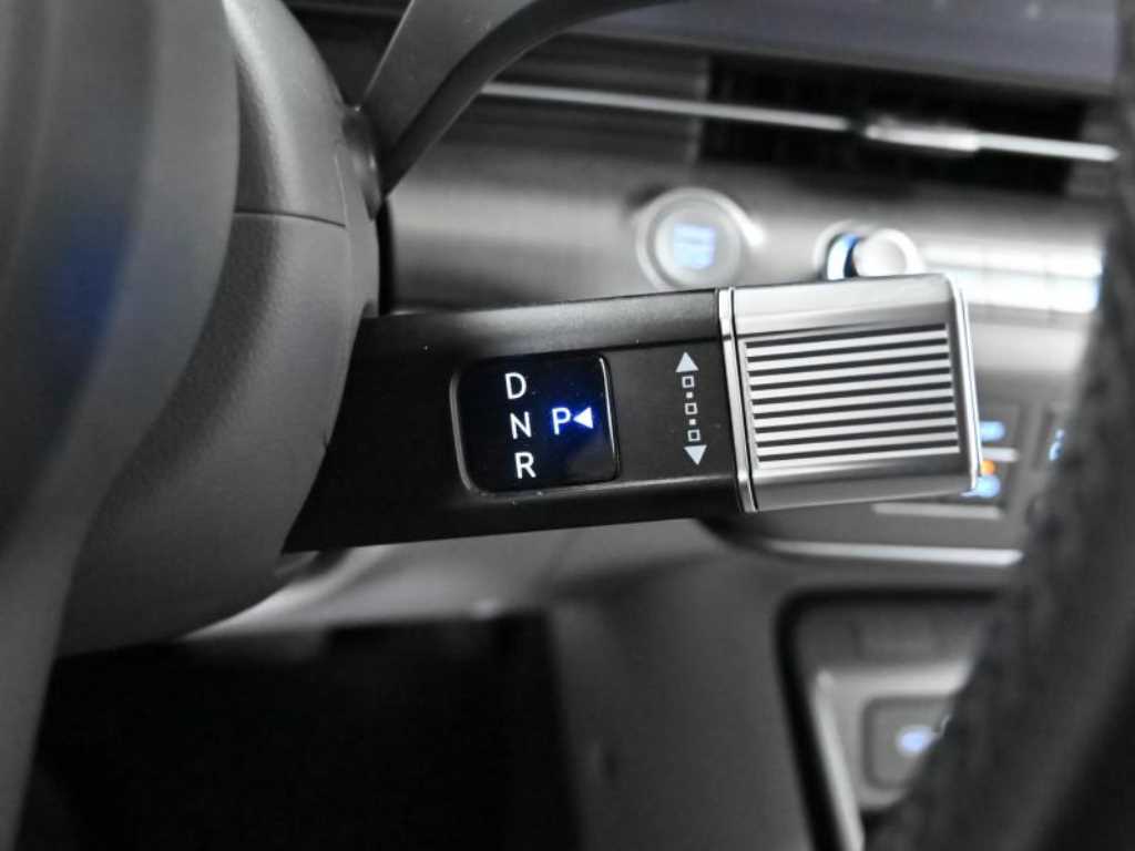 HYUNDAI Kona - Vista 9