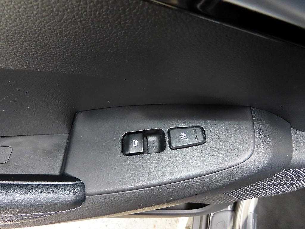 KIA Seltos 2020 Negro - Importación desde Corea - HF Imports Iquique - Foto 16