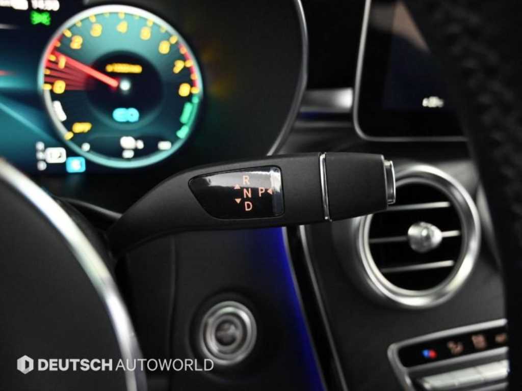 Mercedes Benz GLC Class - Vista 9