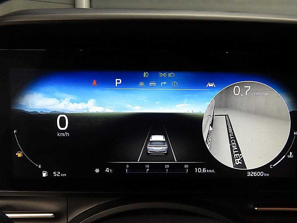 KIA Carnival - Vista 8