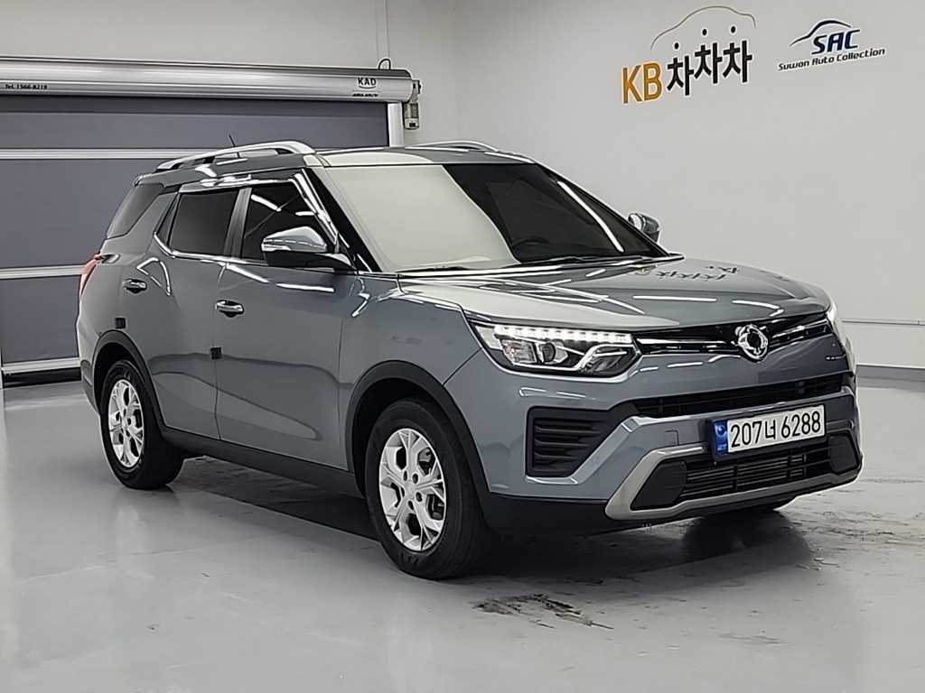Ssangyong Tivoli - Vista 4