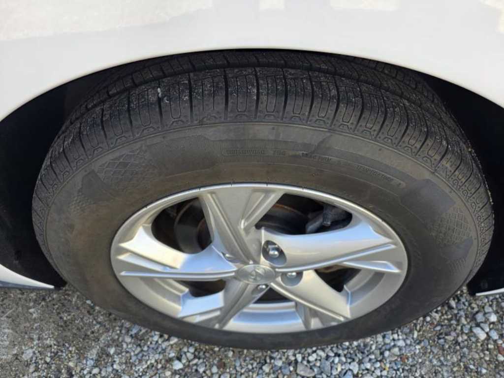 HYUNDAI Sonata - Vista 10