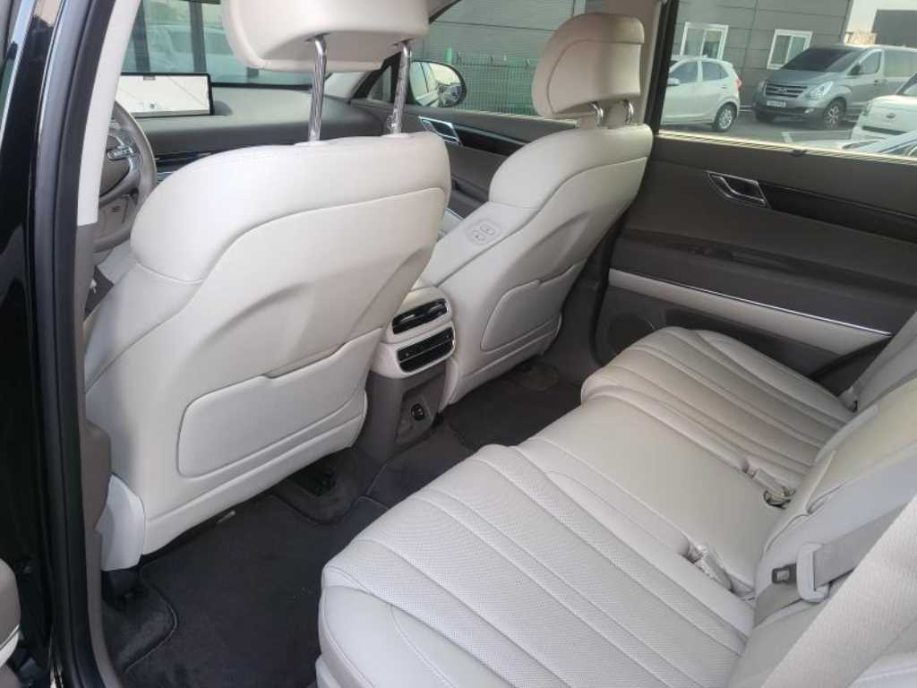 Genesis GV80 - Vista 11