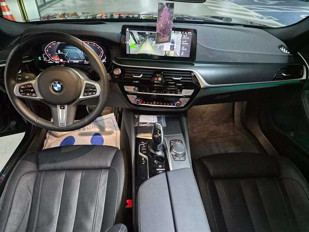 BMW 5 Series - Vista 8