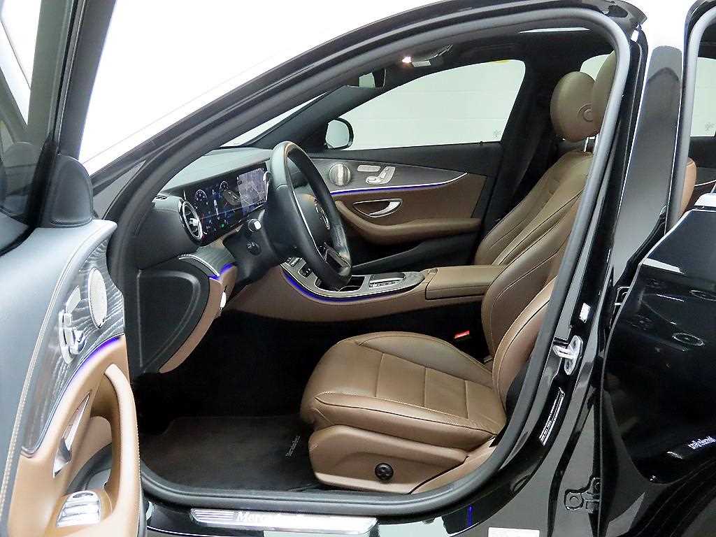 Mercedes Benz E class 2022 Negro - Importación desde Corea - HF Imports Iquique - Foto 13