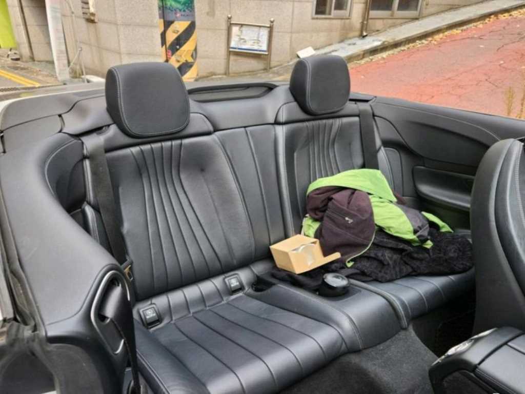 Mercedes Benz E class - Vista 8