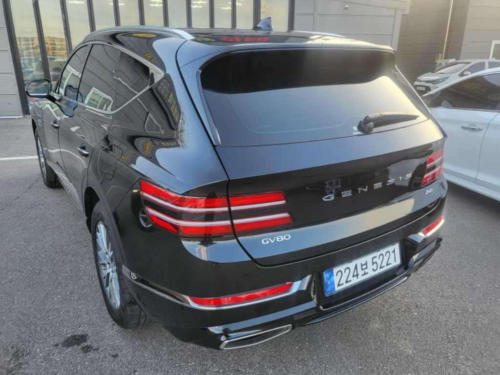 Genesis GV80 - Vista 7