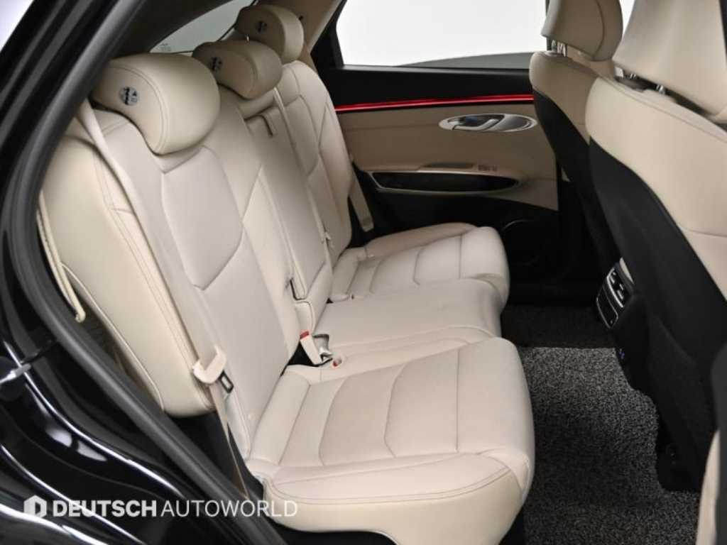 Genesis GV70 - Vista 12