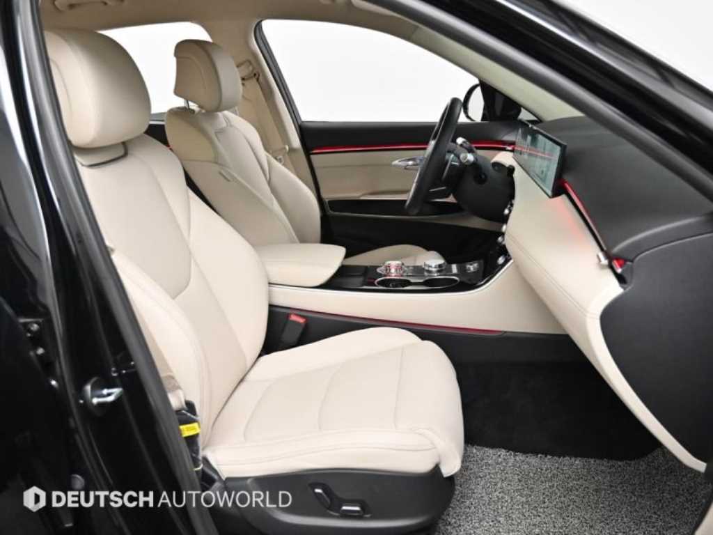 Genesis GV70 - Vista 10