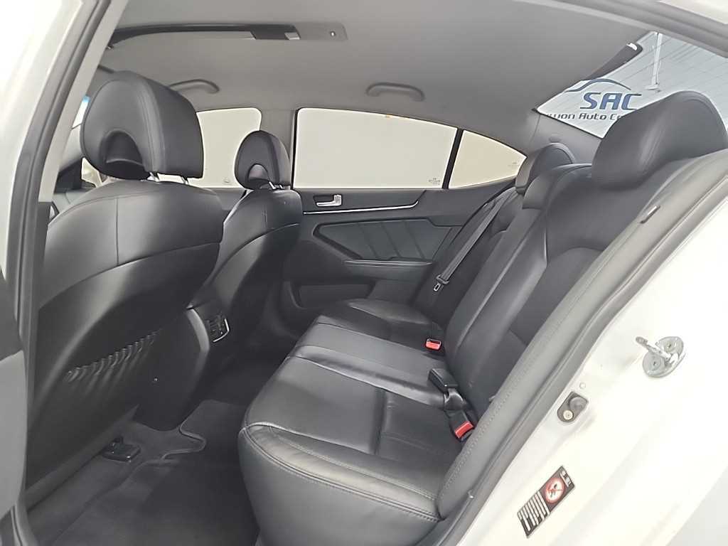 KIA K7 - Vista 12