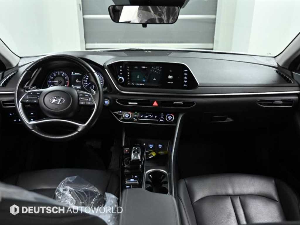 HYUNDAI Sonata - Vista 7