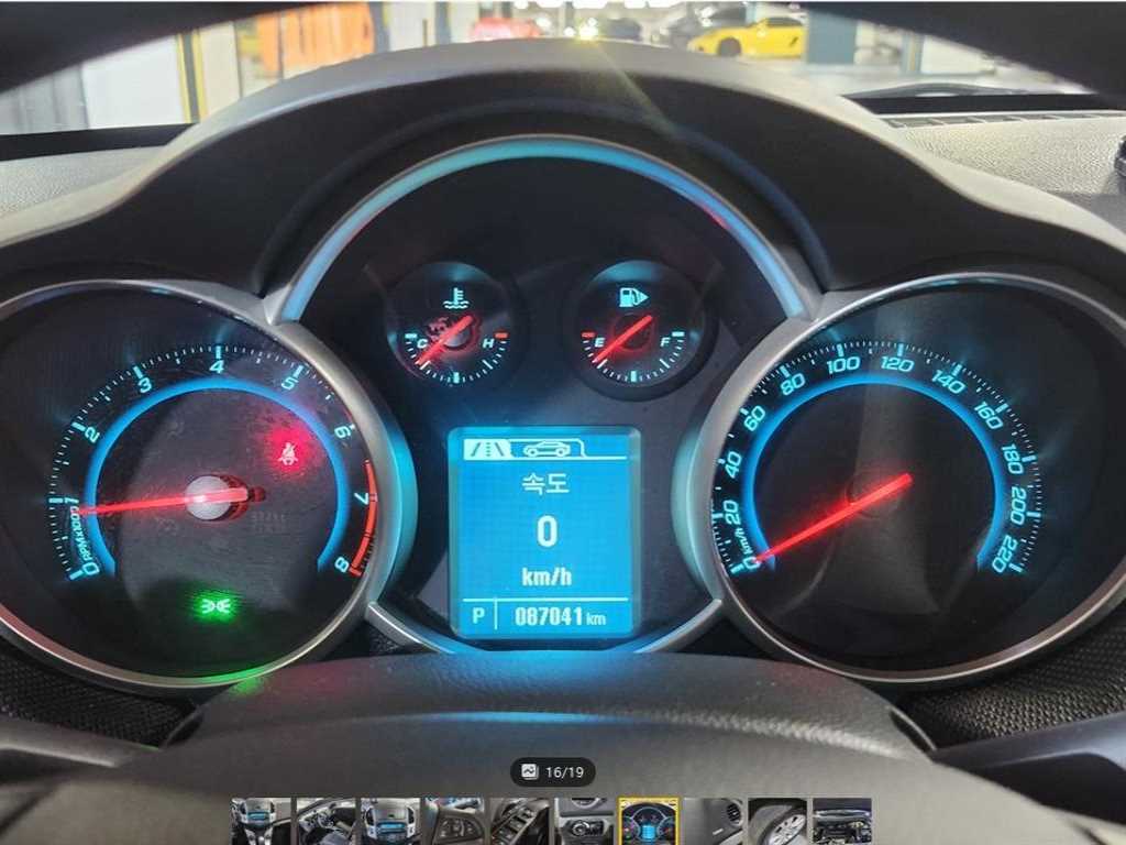 Chevrolet Cruise 2013 Negro - Importación desde Corea - HF Imports Iquique - Foto 16