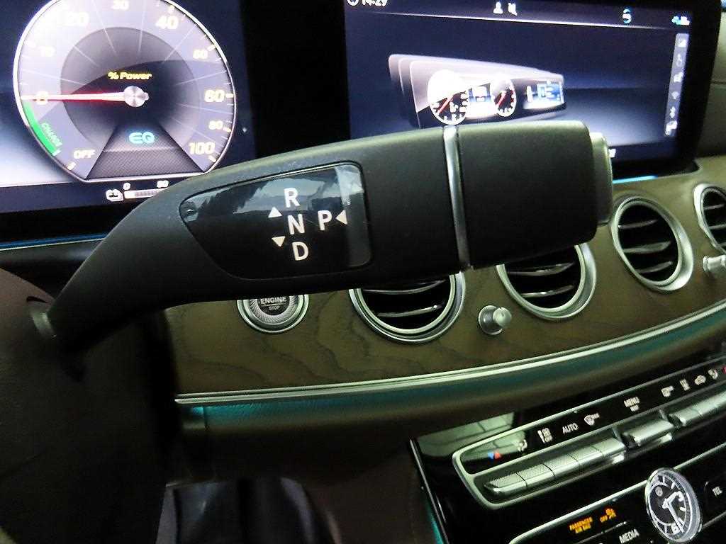 Mercedes Benz E class 2020 Blanco - Importación desde Corea - HF Imports Iquique - Foto 13