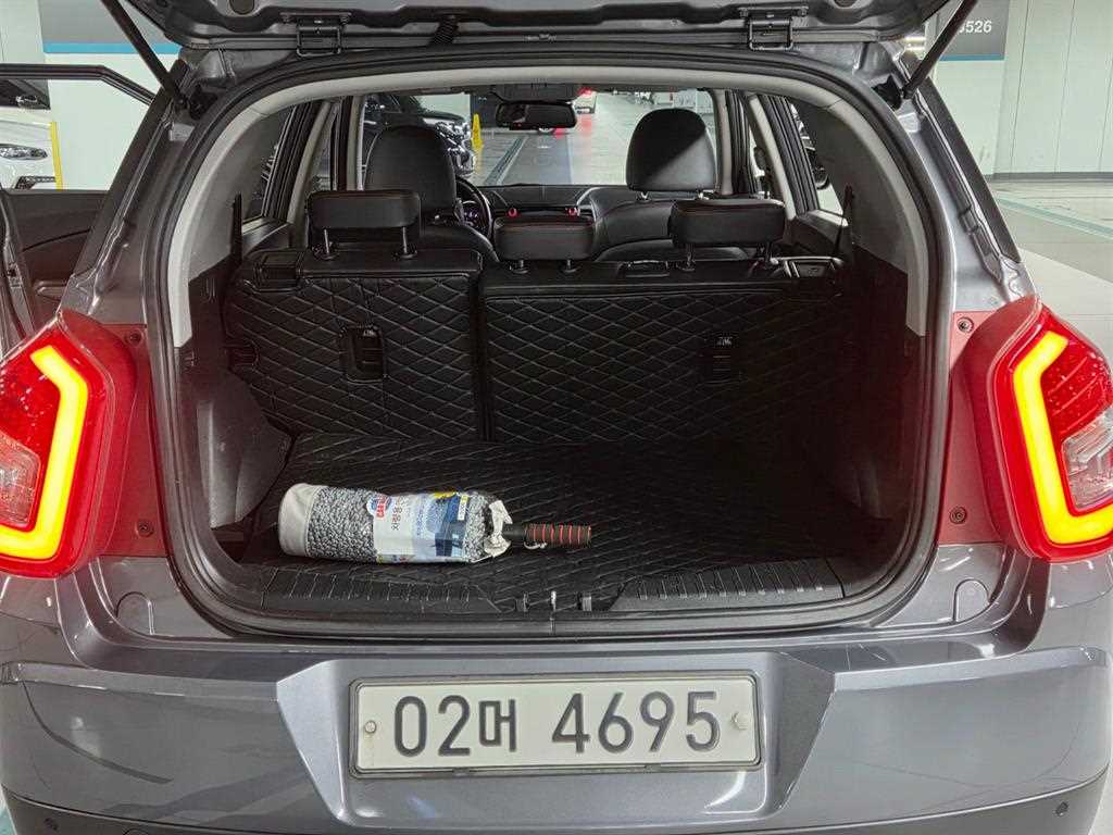 Ssangyong Tivoli 2018 Gris - Importación desde Corea - HF Imports Iquique - Foto 19