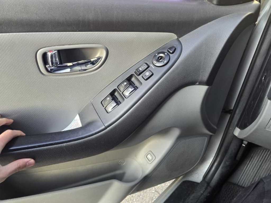 HYUNDAI Avante - Vista 8