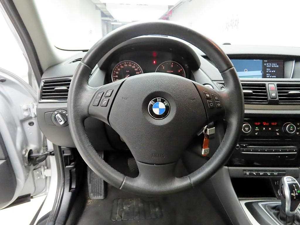 BMW X1 - Vista 10