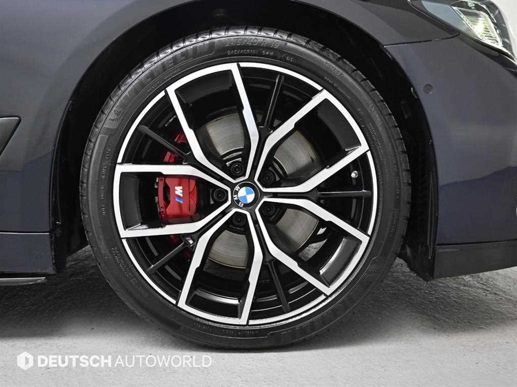 BMW 5 Series - Vista 5