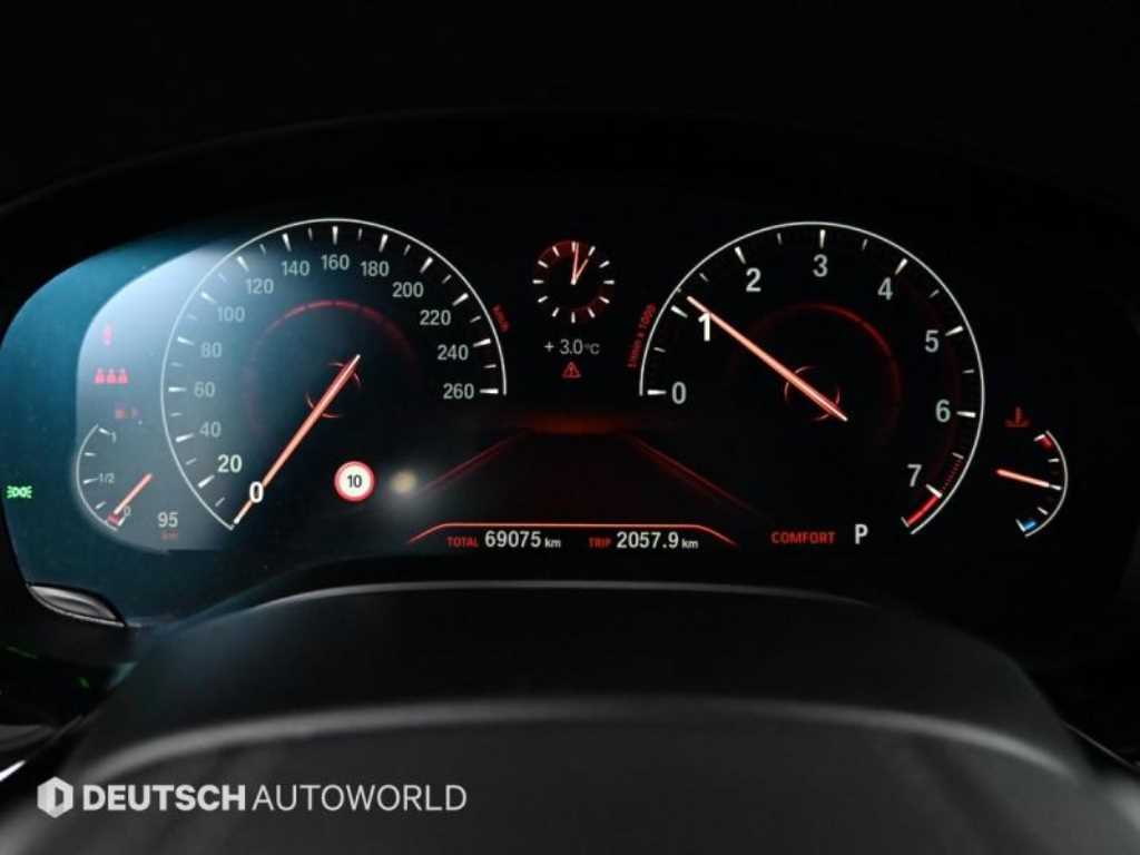 BMW 5 Series - Vista 8