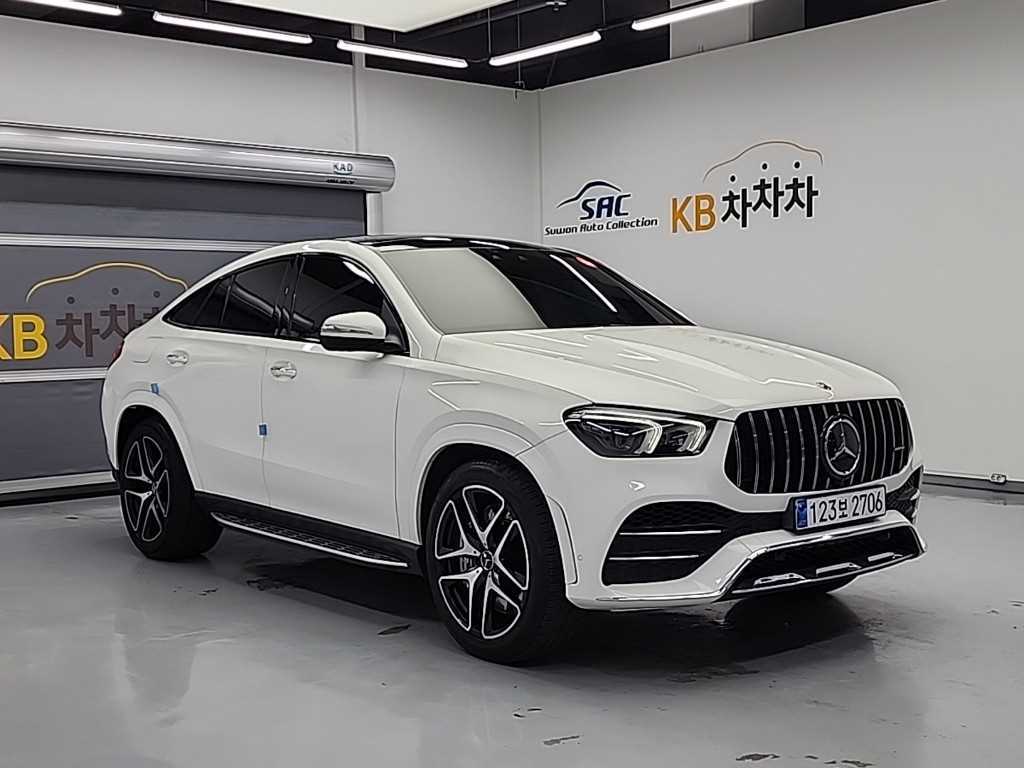 Mercedes Benz GLE Class - Vista 4