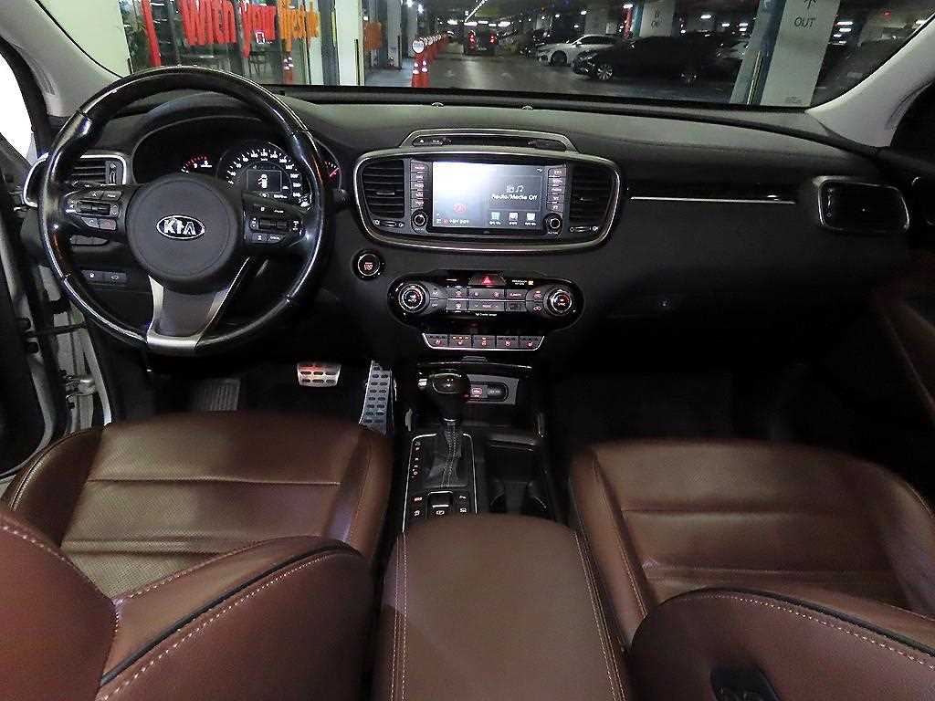 KIA Sorento - Vista 10