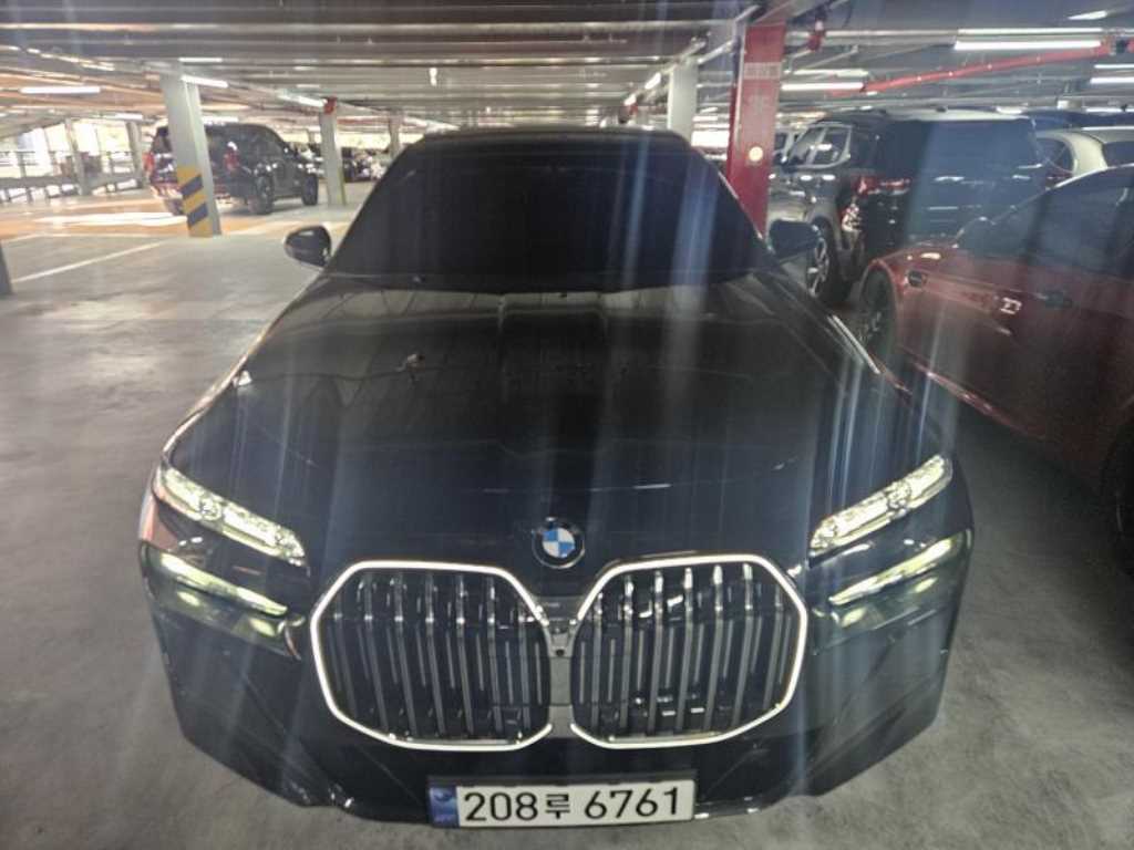 BMW 7 Series 2025 Negro - Importación desde Corea - HF Imports Iquique - Foto 1