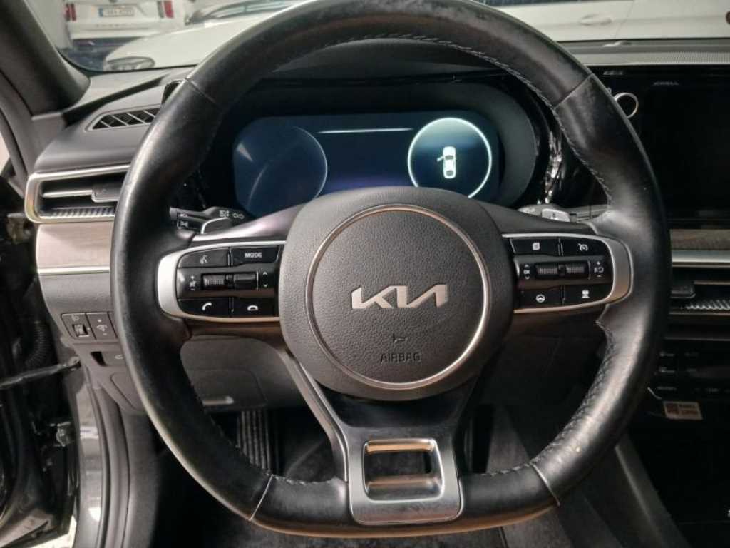 KIA K5 - Vista 11